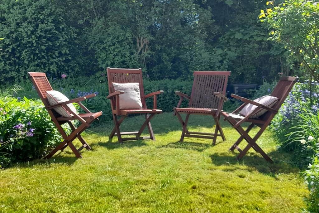 Hinter Burg, Haus Mit Garten Mayen Bagian luar foto