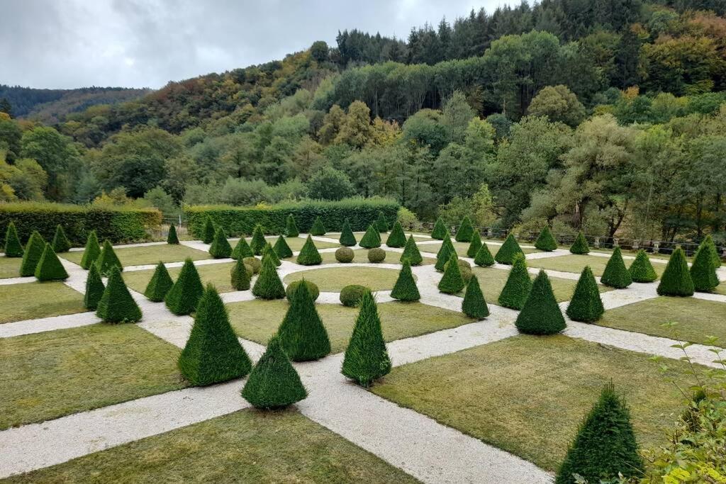 Hinter Burg, Haus Mit Garten Mayen Bagian luar foto
