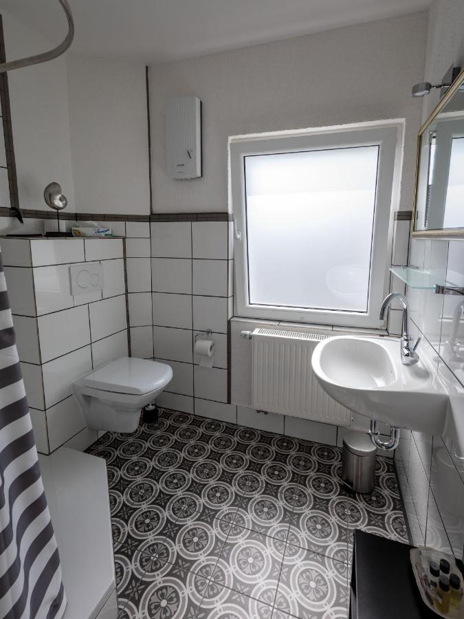 Hinter Burg, Haus Mit Garten Mayen Bagian luar foto