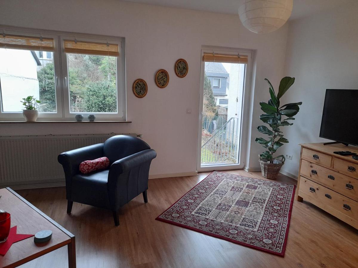 Hinter Burg, Haus Mit Garten Mayen Bagian luar foto